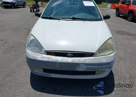 2001 Ford Focus Zx3 z USA, uszkodzony, nr VIN 3FAFP31311R243811